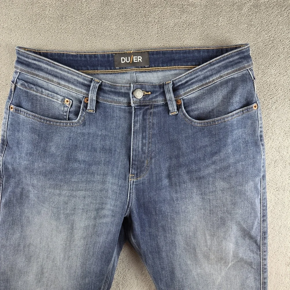DUER L2X Relaxed Taper Jeans Med Wash Denim Cotton Blend 5-Pocket Mens 33X31